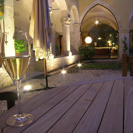 Grancia Dei Celestini Bed and Breakfast Sulmona Eksteriør billede