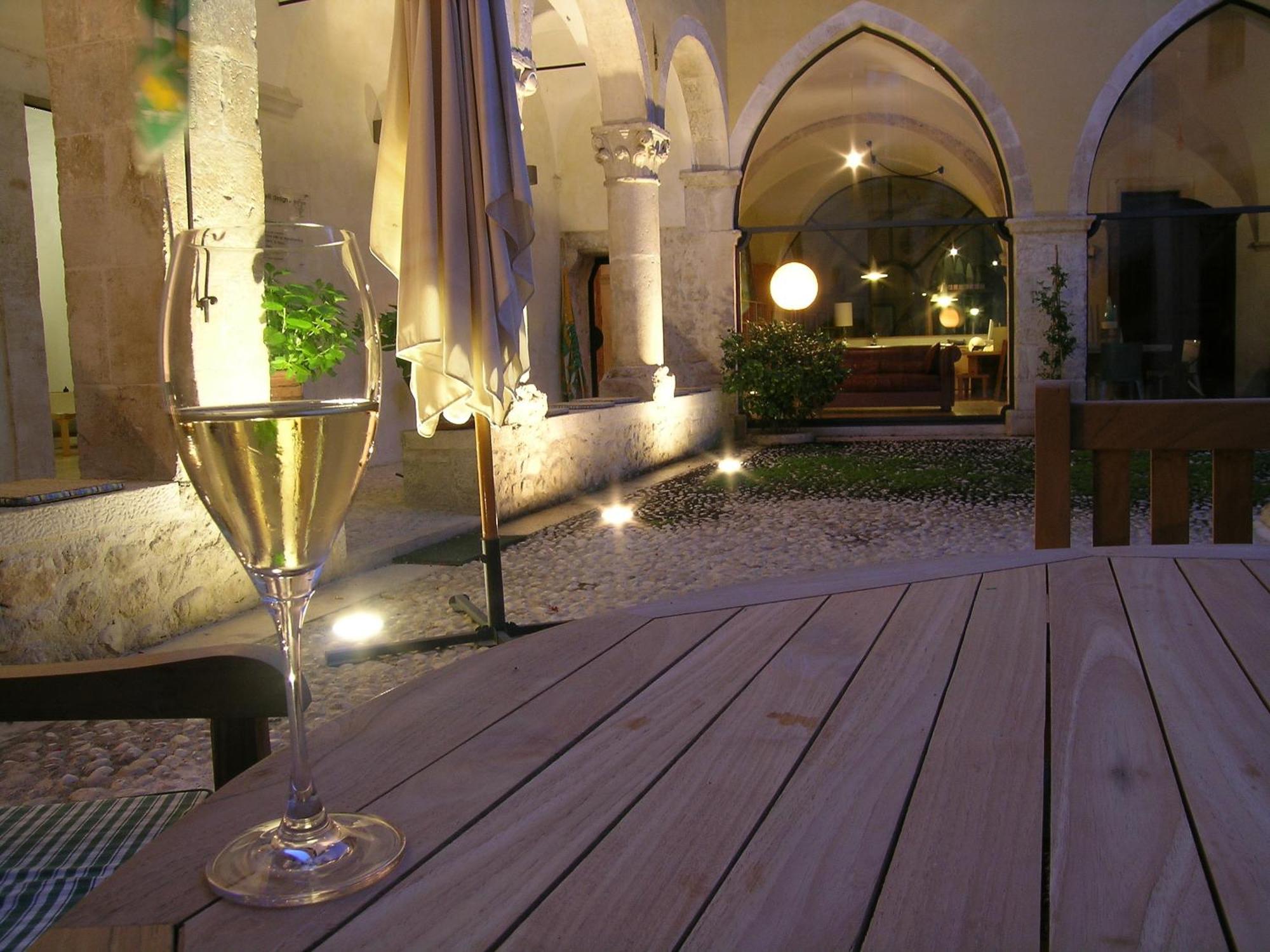 Grancia Dei Celestini Bed and Breakfast Sulmona Eksteriør billede