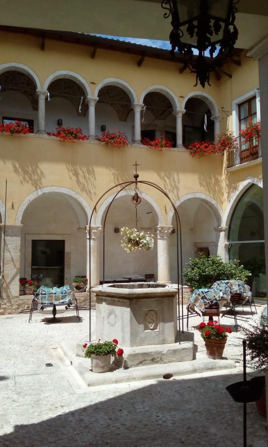 Grancia Dei Celestini Bed and Breakfast Sulmona Eksteriør billede